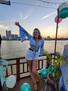 Lily 2 living in Cambodia as an English teacher